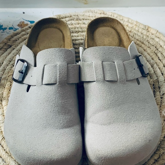 Cushionaire slides. Worn once - Picture 2 of 6